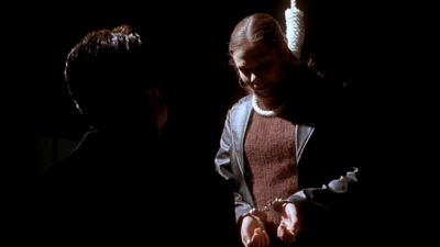 Tamara_Braun_--_The_Pretender_Ep_3_09_Murder_101473.jpg