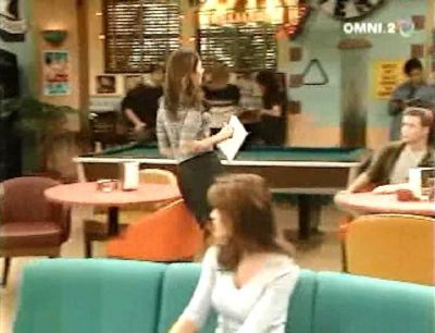 Unhappily_Ever_After_Ep_5X11_Secrets130.jpg