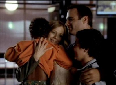 Without_a_Trace_Ep_6X01_Lost_Son448.jpg